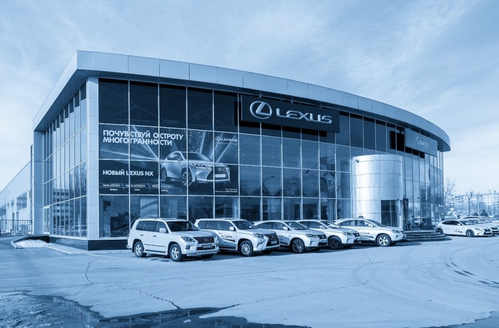 Live monitoring for auto dealerships